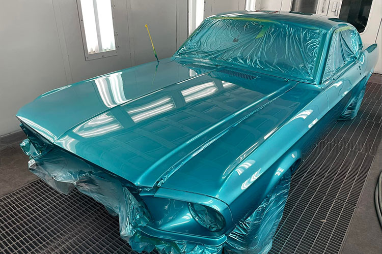 estauration et embellissement de moto vintage par un carrossier à Granby