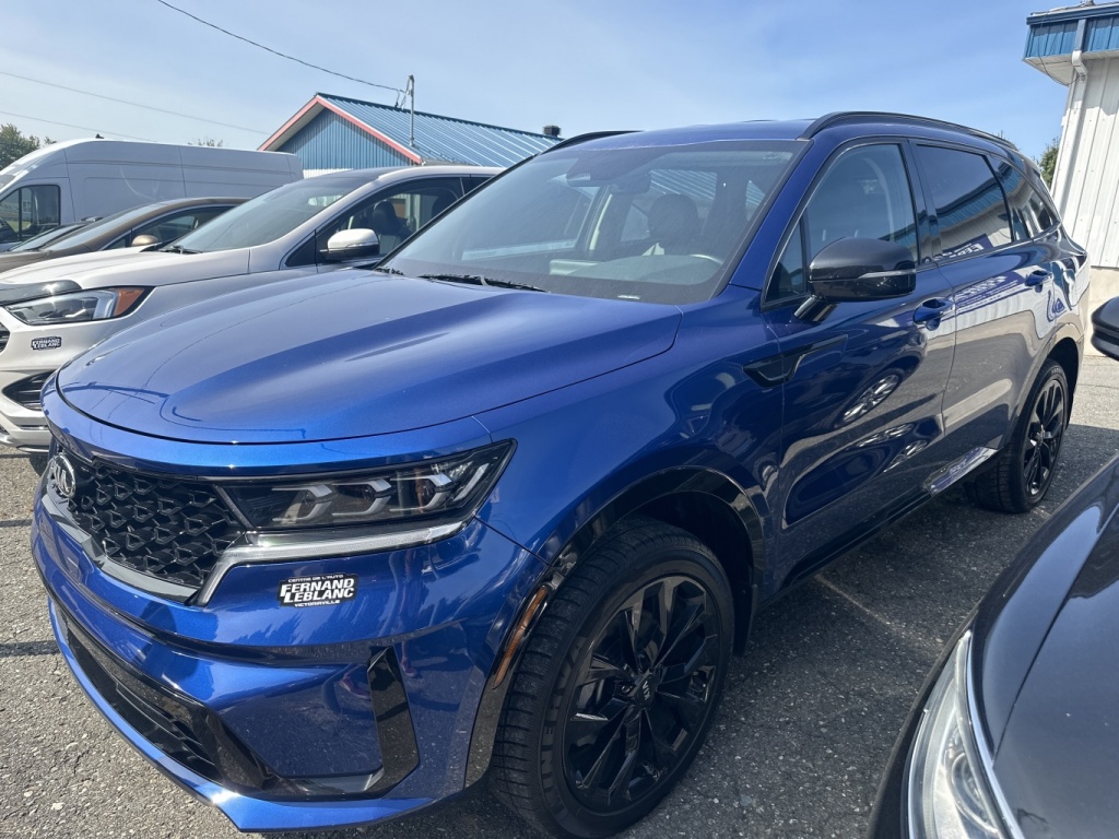 Réparation de carrosserie de camion dans un atelier professionnel à Victoriaville 